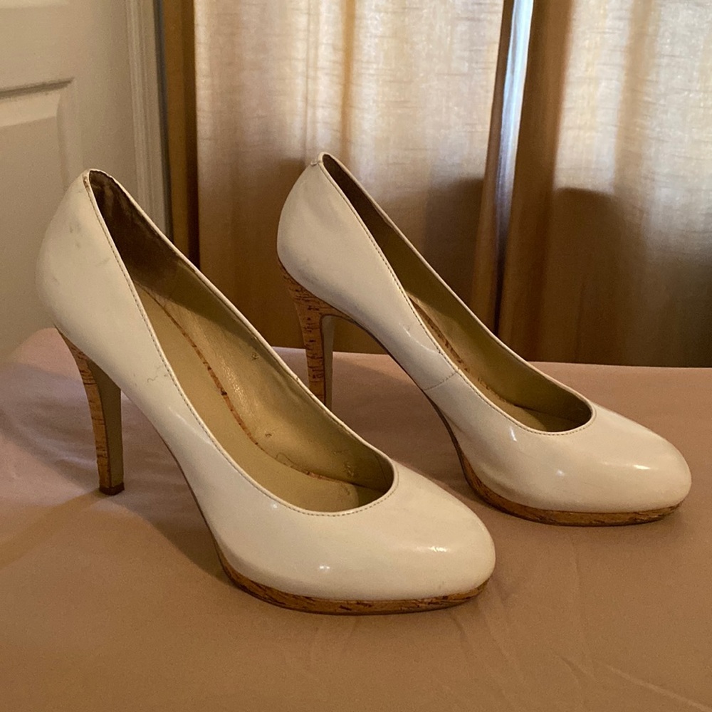 Nine West White Pumps